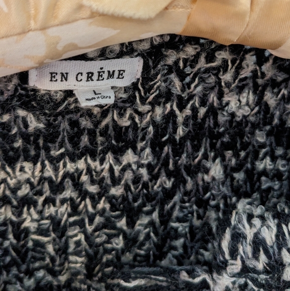 En Creme Open front sweater coat - Picture 6 of 9